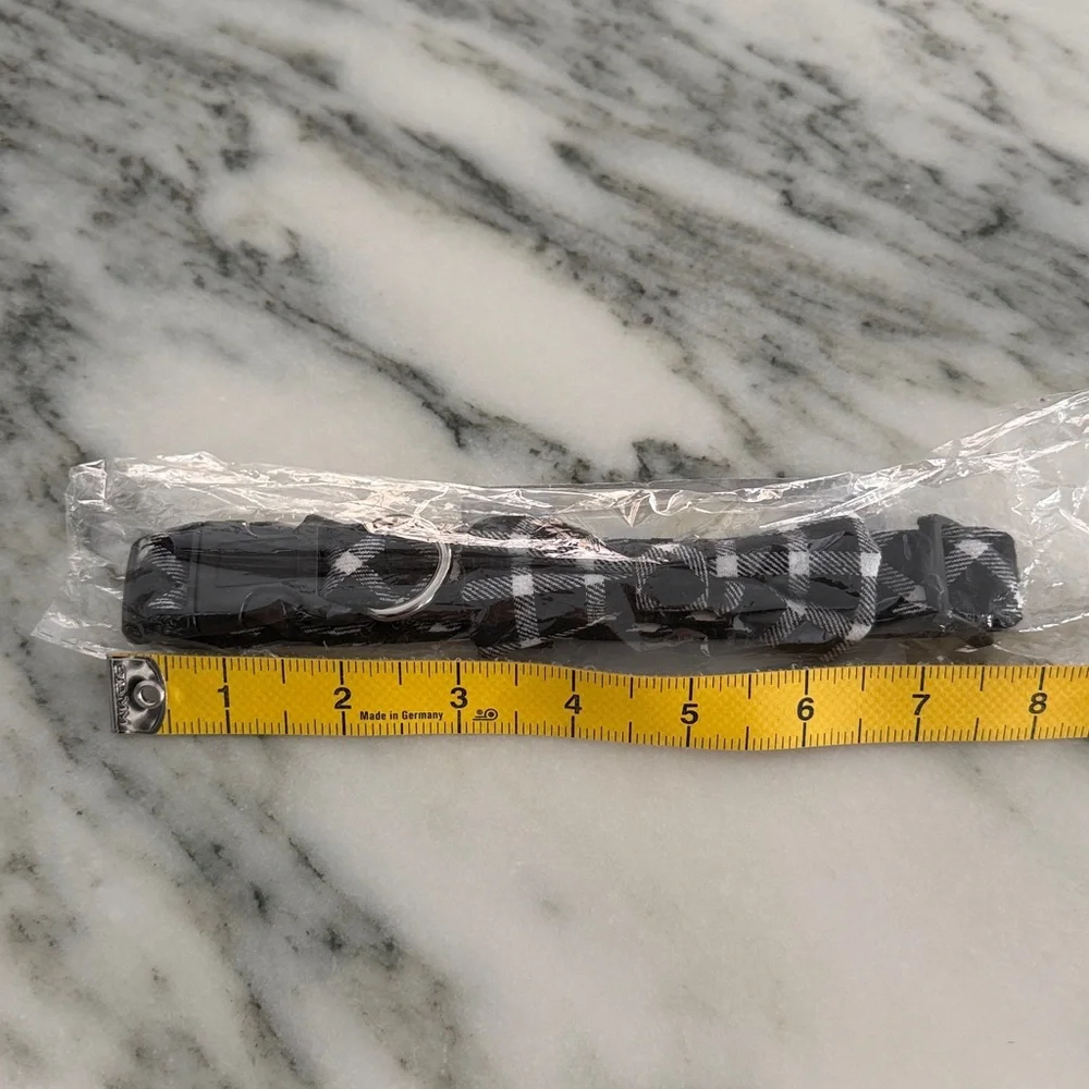 Petco Chester Black White Plaid Bowtie Adjustable Dog Collar Large